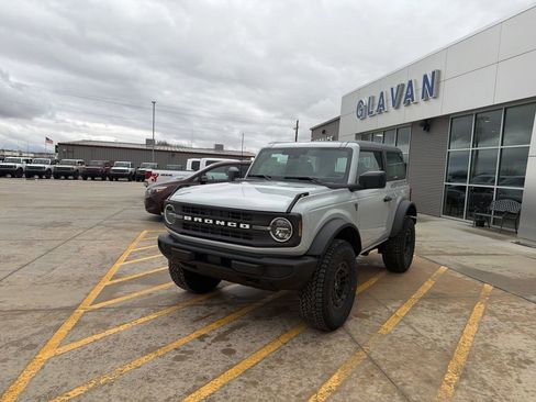 New 2026 Ford Bronco 2-Door w/ Sasquatch Package image 3