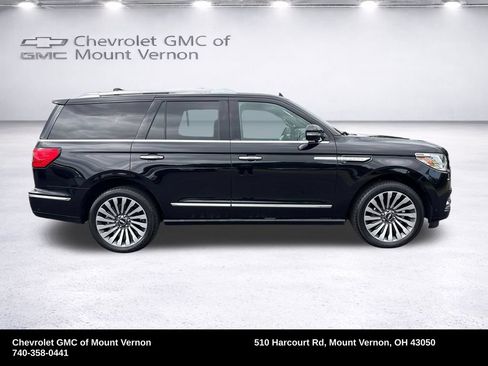 Used 2019 Lincoln Navigator Reserve w/ Cargo Package AWD/4WD image 8