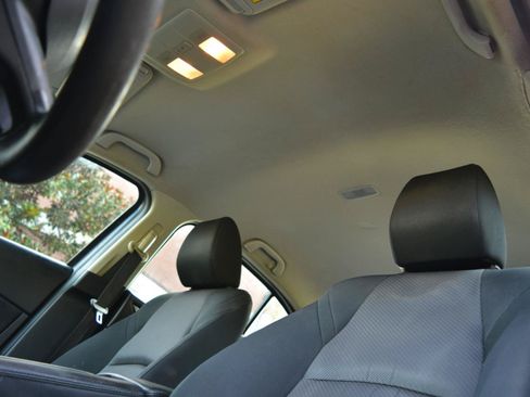 Used 2017 MAZDA MAZDA3 Sport FWD image 13