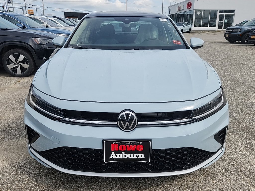 New 2026 Volkswagen Jetta SE FWD image 2