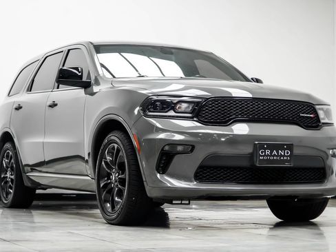 Used 2021 Dodge Durango SXT RWD image 4