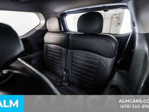 Used 2024 Kia EV9 Land image 20