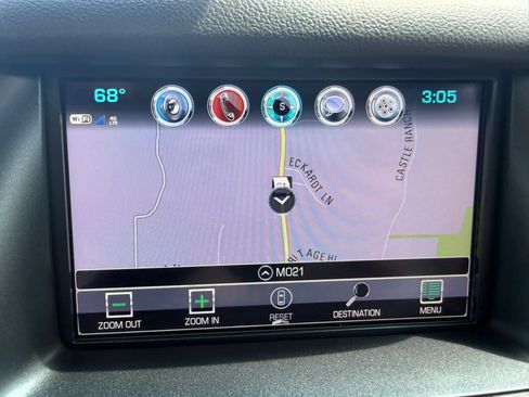 Used 2020 Chevrolet Suburban Premier AWD/4WD image 28