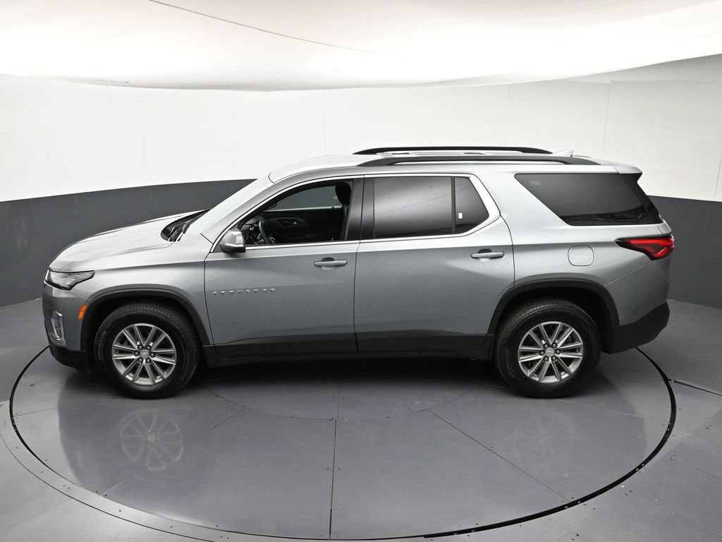 Used 2023 Chevrolet Traverse LT AWD/4WD image 17