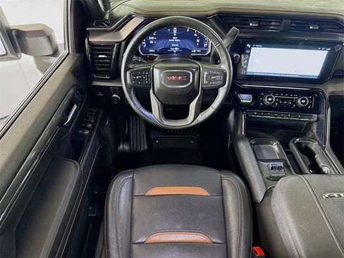 Used 2024 GMC Sierra 2500 AT4 w/ AT4 Premium Plus Package image 22