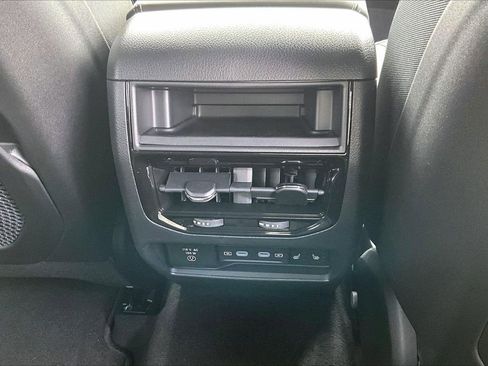 New 2026 Jeep Grand Cherokee Limited image 17