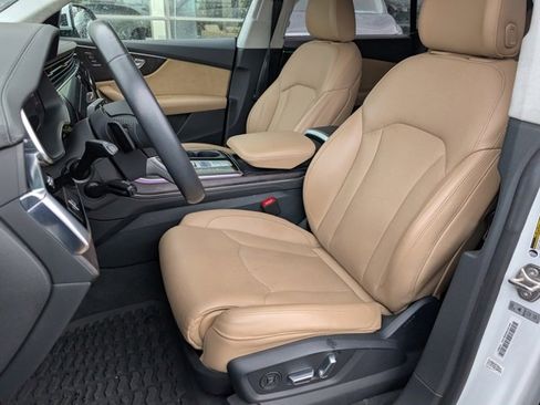 Used 2019 Audi Q8 Prestige image 5