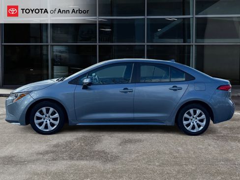 Used 2021 Toyota Corolla LE image 8