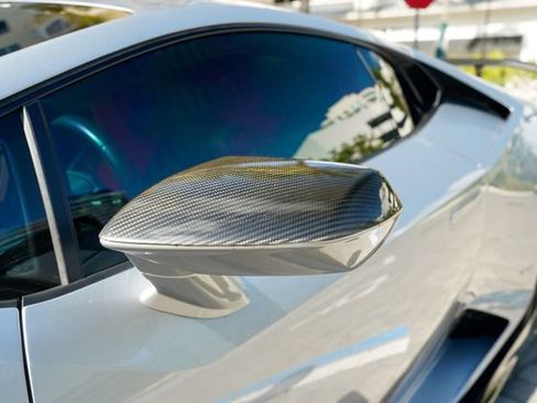 Used 2015 Lamborghini Huracan LP 610-4 AWD/4WD image 44