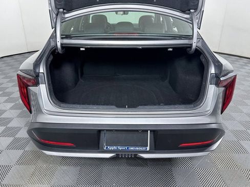 Used 2025 Kia K4 EX image 9