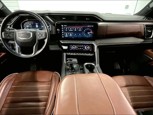 Used 2023 GMC Sierra 1500 Denali Ultimate image 16