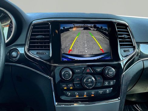 Used 2019 Jeep Grand Cherokee Trailhawk AWD/4WD image 13