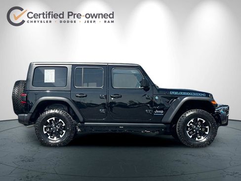 Certified 2025 Jeep Wrangler Unlimited Rubicon 4xe w/ Convenience Group AWD/4WD image 3