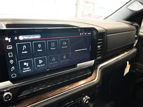 New 2026 GMC Sierra 1500 Elevation w/ Elevation Premium Package AWD/4WD image 18