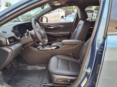 New 2026 Buick Envista Sport Touring w/ Convenience I Package FWD image 18