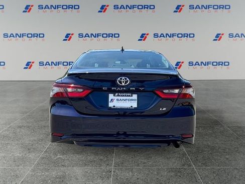 Used 2021 Toyota Camry LE FWD image 4