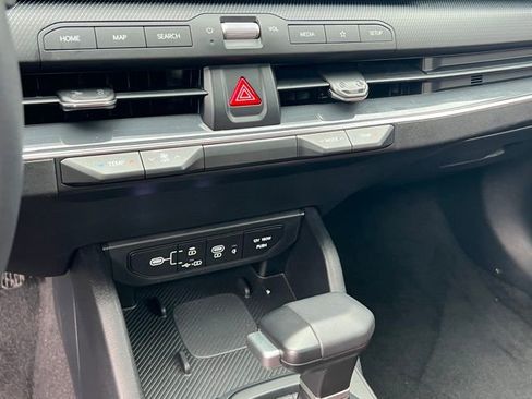 Certified 2025 Kia K4 GT-Line w/ GT-Line Premium Package image 21