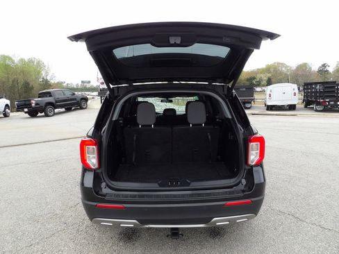 Used 2022 Ford Explorer XLT w/ Equipment Group 202A image 51