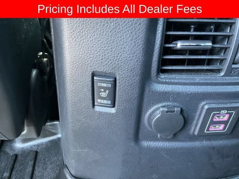 Used 2021 Nissan Titan PRO-4X w/ Pro-4x Convenience Package AWD/4WD image 36