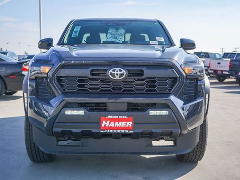 New 2025 Toyota Tacoma TRD Off-Road image 2