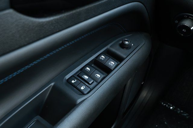 New 2026 Jeep Compass Latitude AWD/4WD image 21