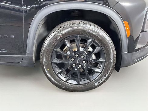 Used 2024 Chevrolet Traverse LS w/ Midnight/Sport Edition FWD image 37