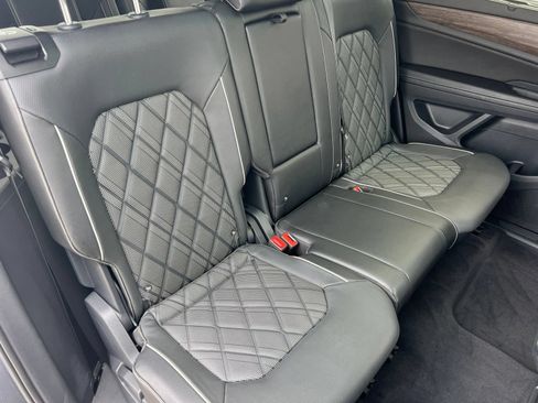 Certified 2024 Volkswagen Atlas SEL Premium R-Line AWD/4WD image 42