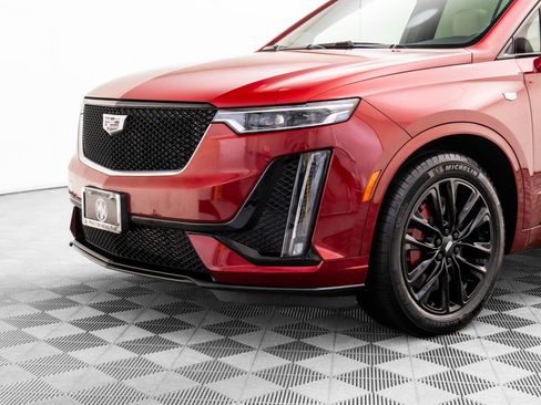 Certified 2023 Cadillac XT6 Sport w/ LPO, Onyx Lite Package image 39