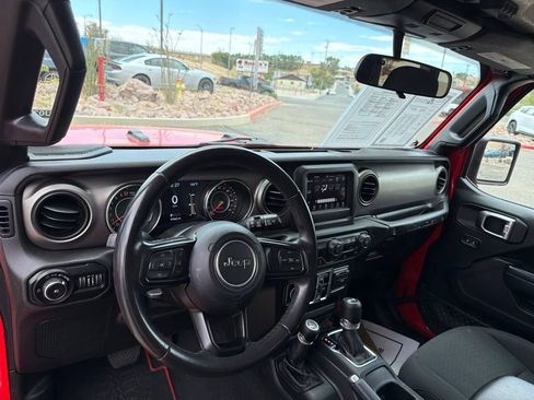 Used 2019 Jeep Wrangler Unlimited Sport S AWD/4WD image 11