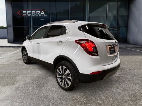 Used 2022 Buick Encore Preferred w/ Safety Package image 2