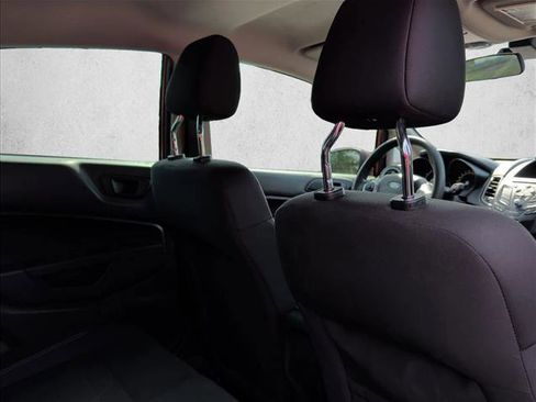 Used 2019 Ford Fiesta SE FWD image 19