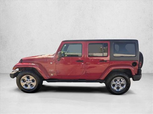 Used 2013 Jeep Wrangler Unlimited Sahara w/ Max Tow Pkg image 8