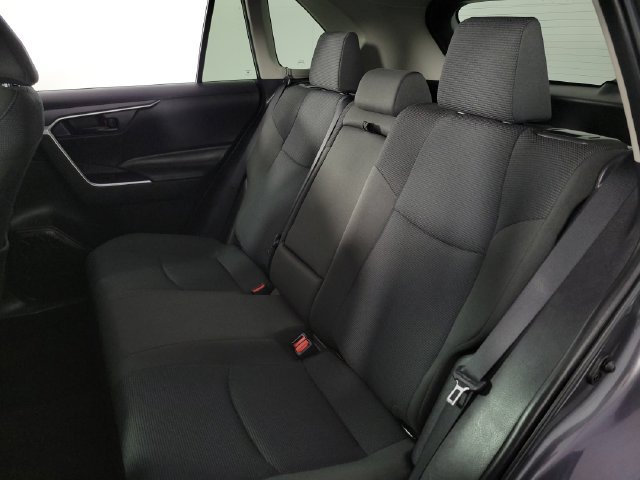 Used 2024 Toyota RAV4 LE AWD/4WD image 18