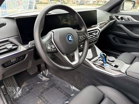Used 2023 BMW i4 eDrive35 image 20
