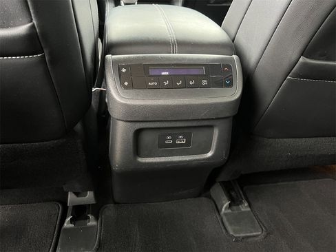 Certified 2022 Nissan Pathfinder SL image 24