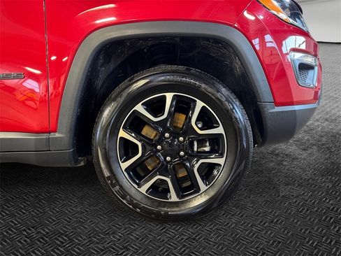 Used 2019 Jeep Compass Trailhawk w/ Leather Interior Group image 11