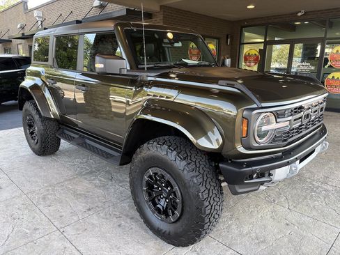 Used 2025 Ford Bronco Raptor AWD/4WD image 4