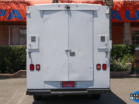 Used 2019 Ford Transit 250 138 image 7