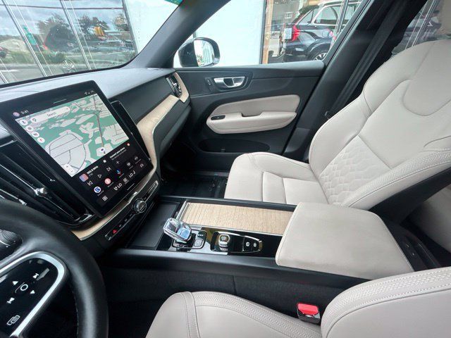 Used 2026 Volvo XC60 B5 Plus AWD/4WD image 21