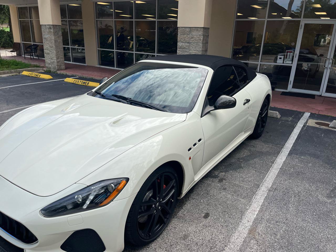 Used 2018 Maserati GranTurismo MC RWD image 30