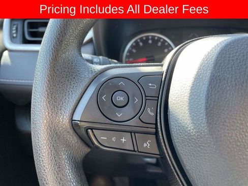 Used 2021 Toyota RAV4 XLE AWD/4WD image 25