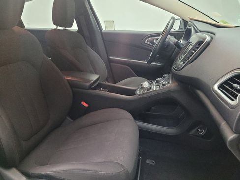 Used 2015 Chrysler 200 Limited w/ Convenience Group image 21