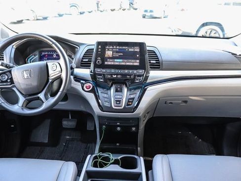 Used 2024 Honda Odyssey Touring image 13
