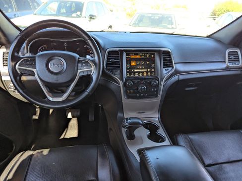 Used 2015 Jeep Grand Cherokee Limited w/ Luxury Group II image 15