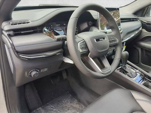 New 2026 Jeep Compass Latitude w/ Quick Order Package 29K image 3