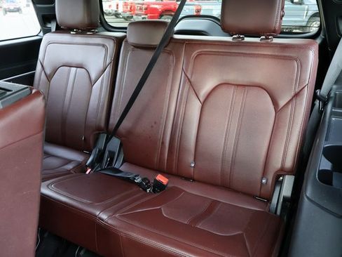 Certified 2024 Ford Expedition Limited image 29