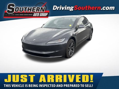 Used 2025 Tesla Model 3 Long Range image 1