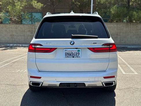 Used 2020 BMW X7 xDrive40i w/ Parking Assistance Package AWD/4WD image 10