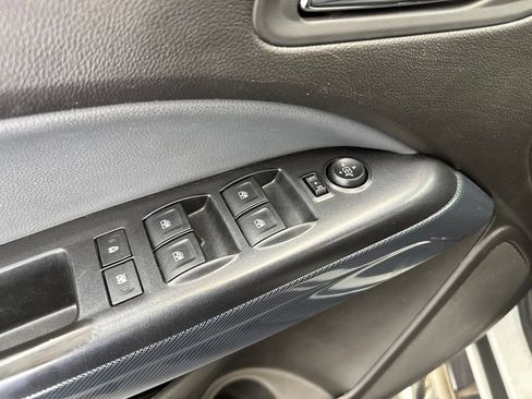 Used 2017 Chevrolet Colorado Z71 AWD/4WD image 35