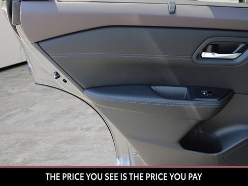 Used 2023 Nissan Rogue SL w/ SL Premium Package AWD/4WD image 21